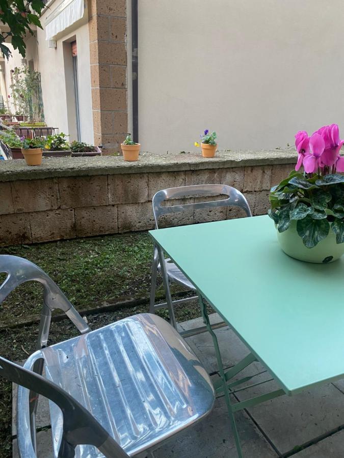 Il Giardinetto Di Elelu' Private Garage Apartment Orvieto Bagian luar foto