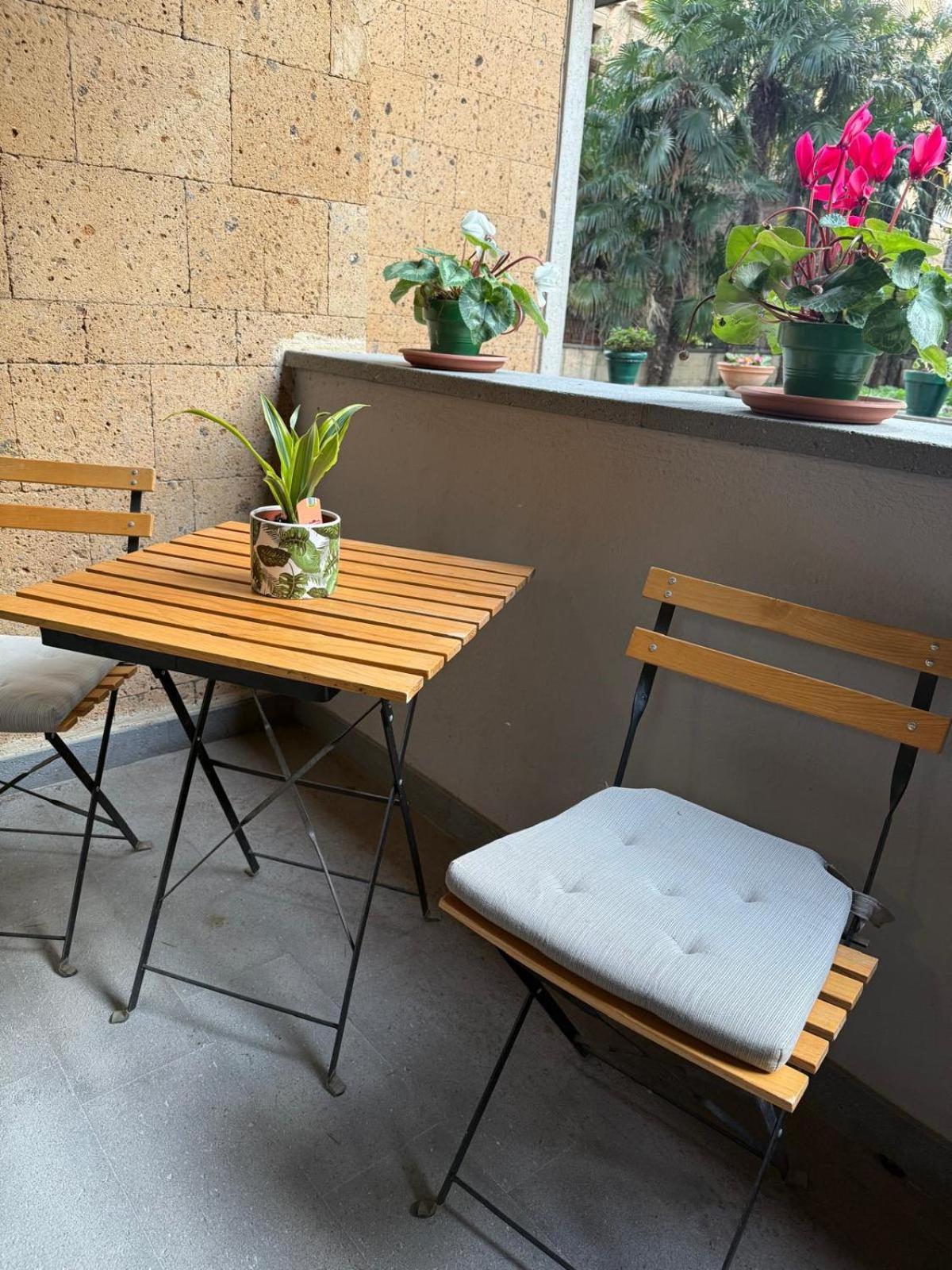 Il Giardinetto Di Elelu' Private Garage Apartment Orvieto Bagian luar foto