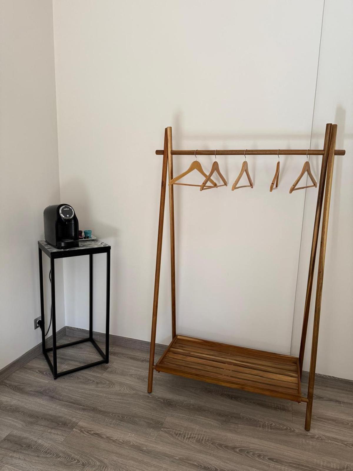 Il Giardinetto Di Elelu' Private Garage Apartment Orvieto Bagian luar foto